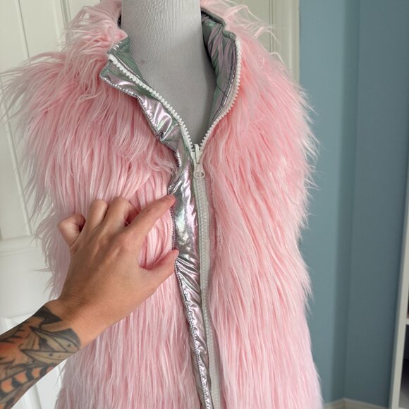 Dolls Kill Sugar Thrillz Reversible Pastel Pink Fur Shiny Silver Puffer Vest - Picture 7 of 14